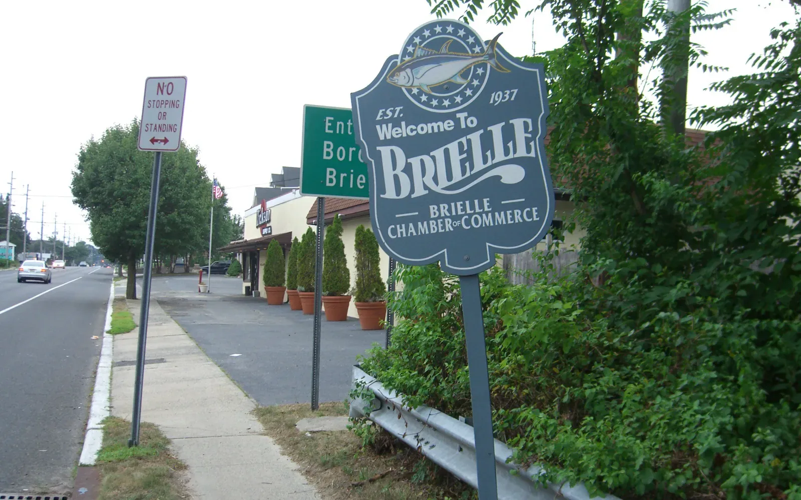 Brielle’s Union Avenue gateway in Brielle, New Jersey