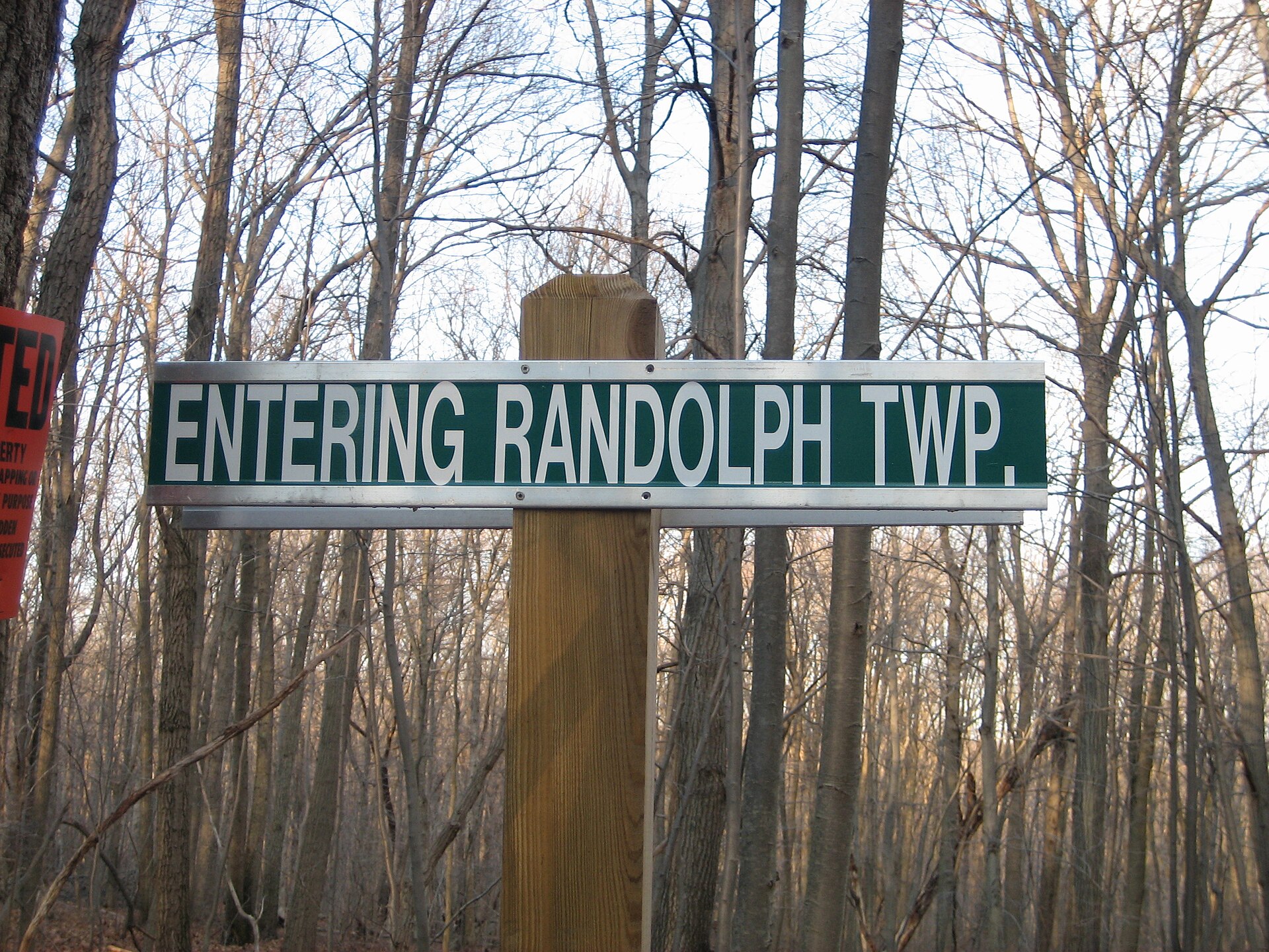 Entering Randolph Township sign in Randolph, New Jersey