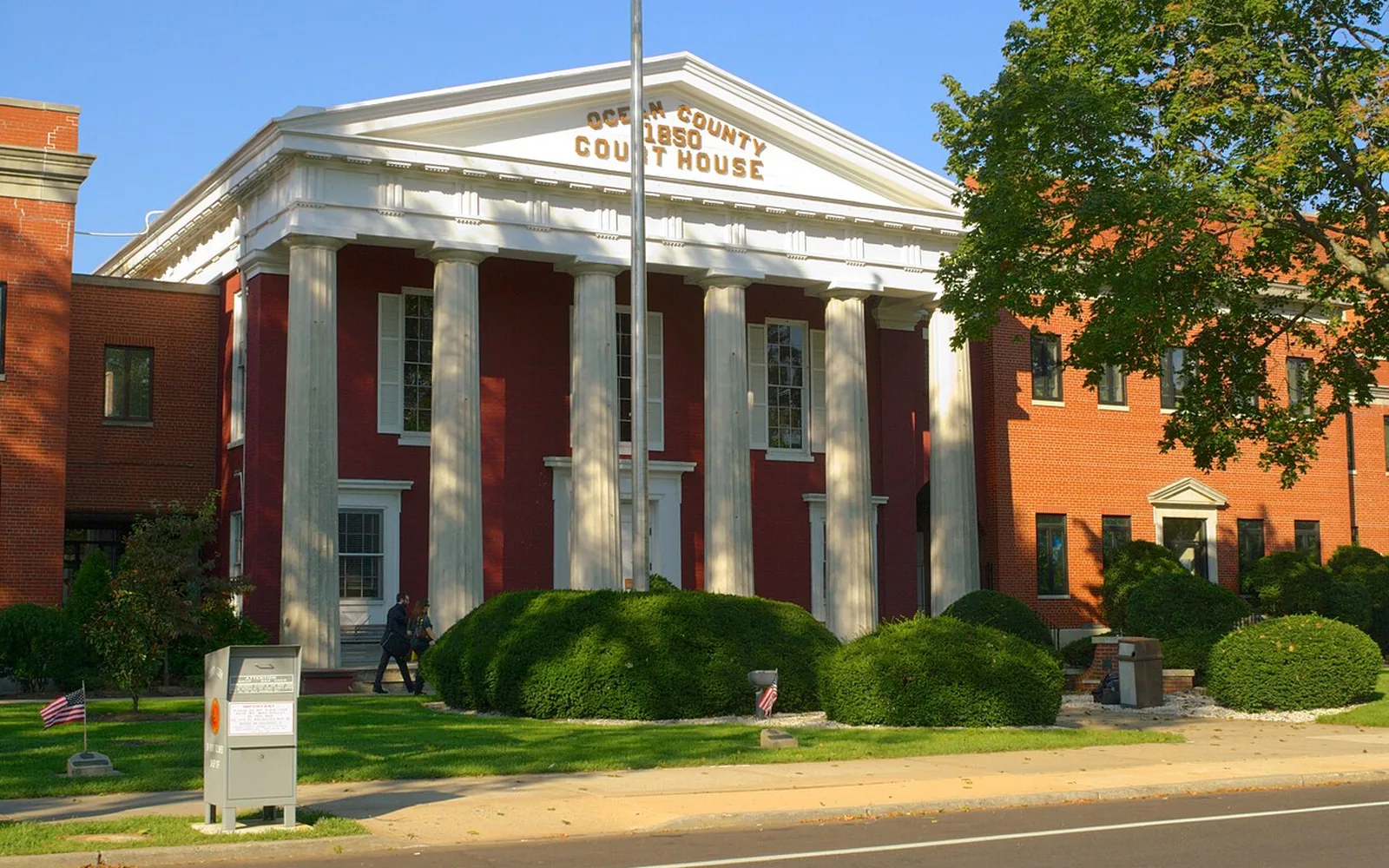 Ocean County Courthouse in Toms River, New Jersey