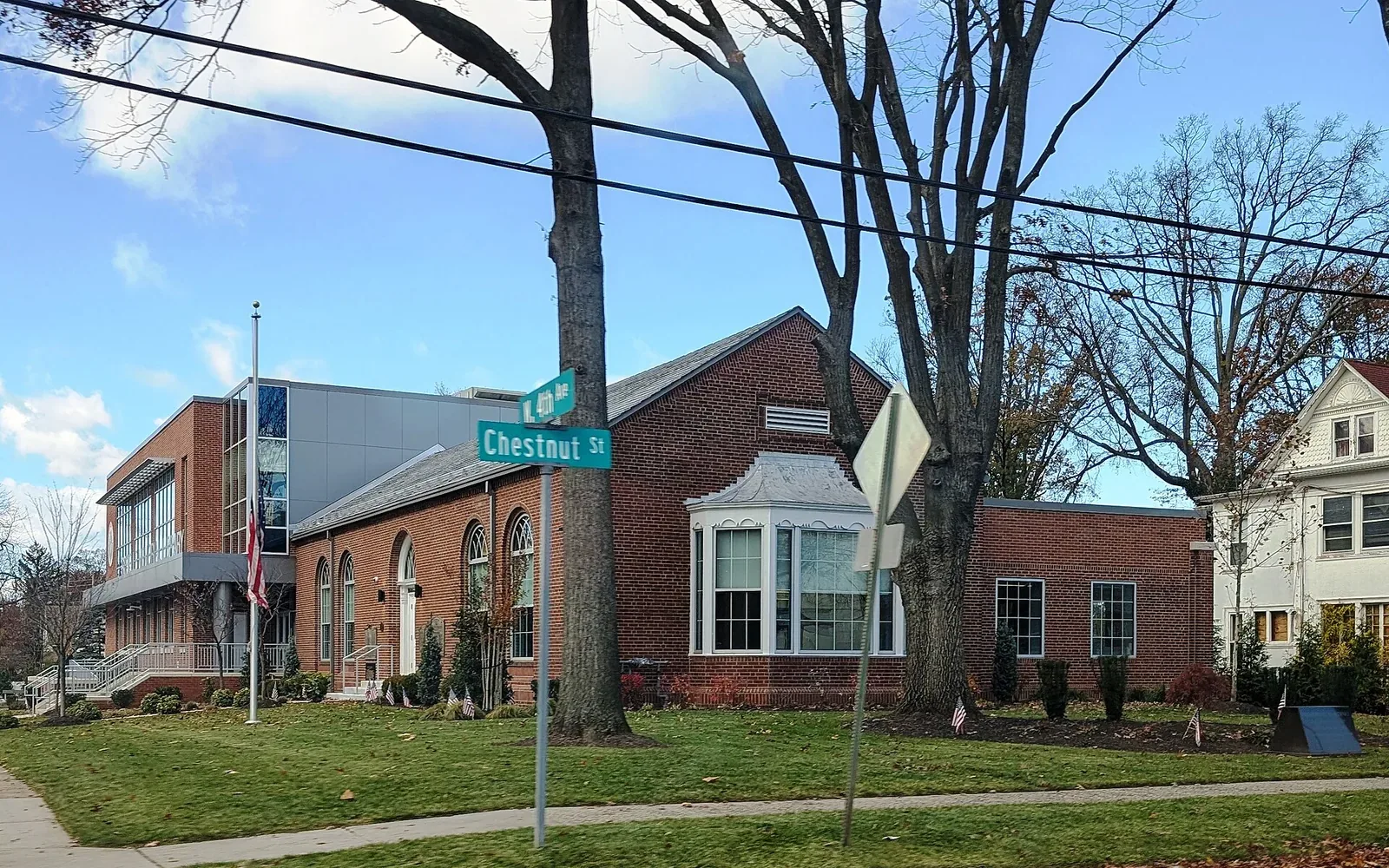 Roselle Memorial Library in Roselle, New Jersey
