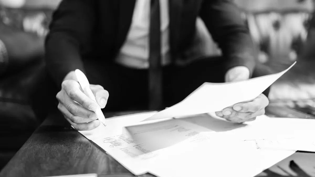 Grayscale stock photograph illustrating pip balance billing