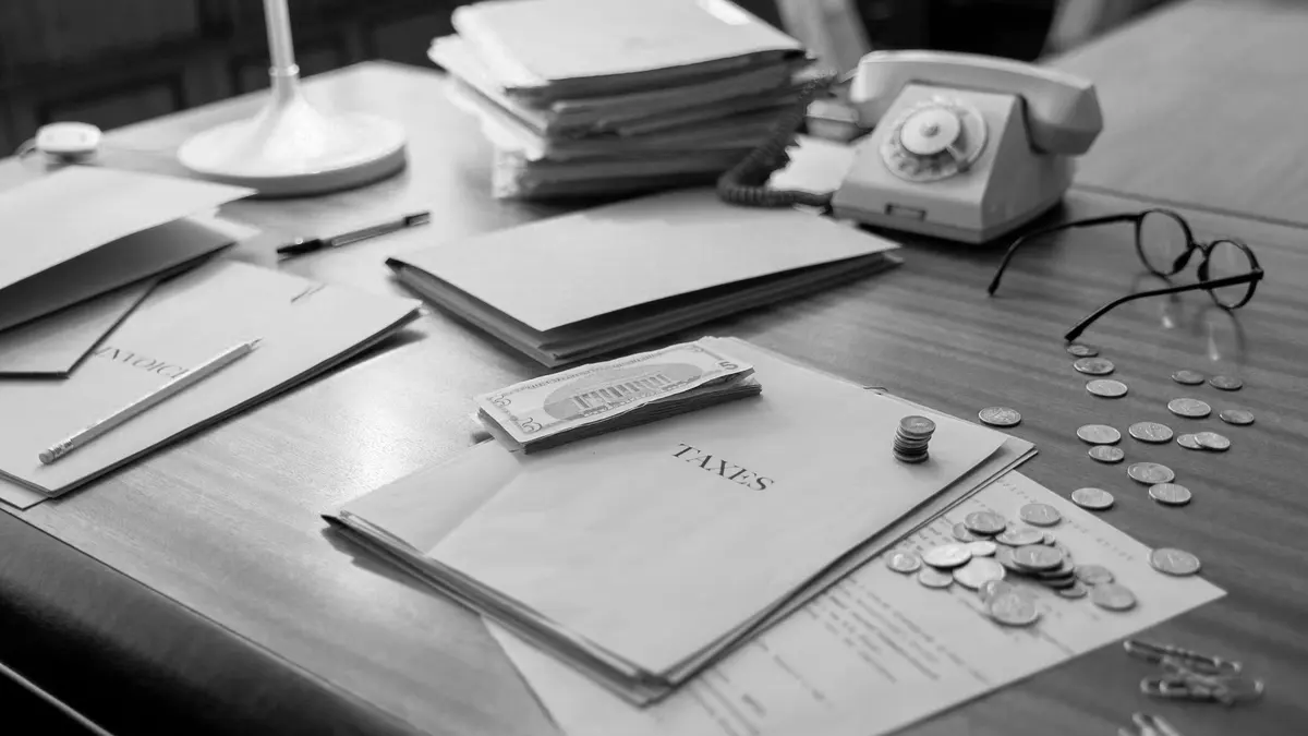 Grayscale stock photograph illustrating labor day travel several