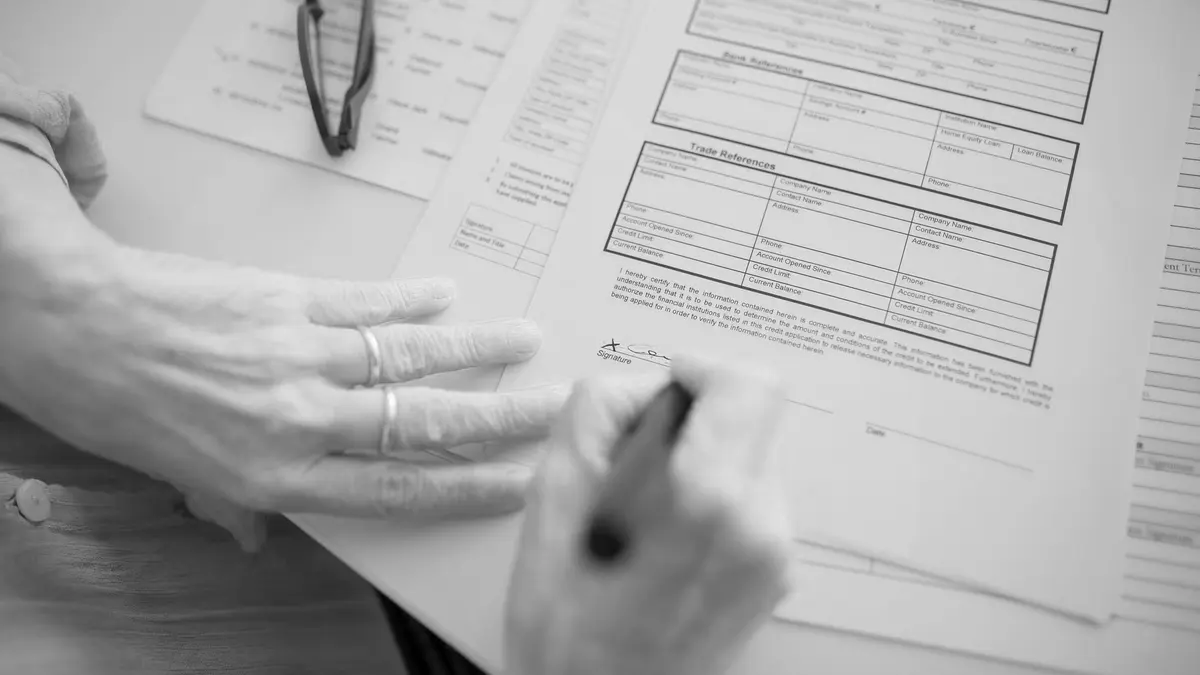 Grayscale stock photograph illustrating pip application